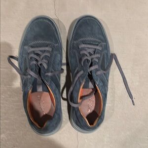 Ecco Blue Leather Sneakers